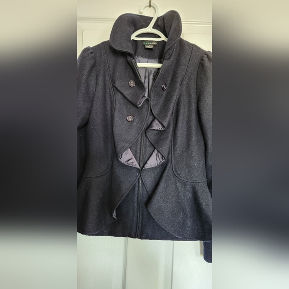 Navy blue coat - Picture 2 of 7